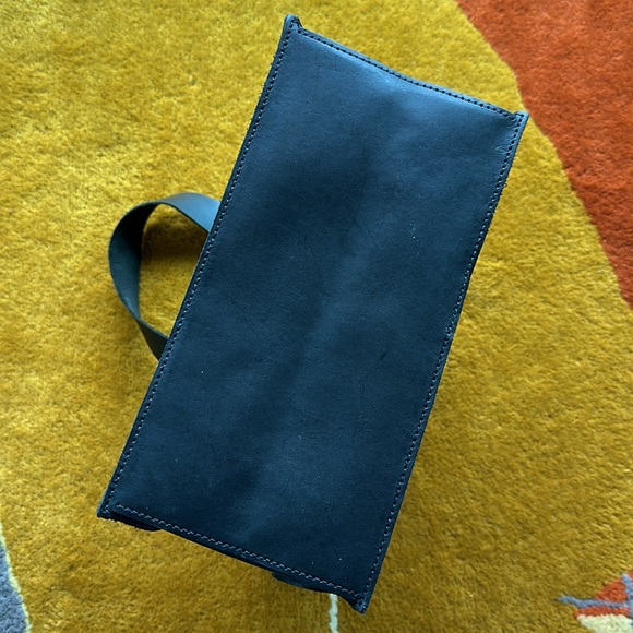 Beautiful leather handbag - Picture 8 of 10